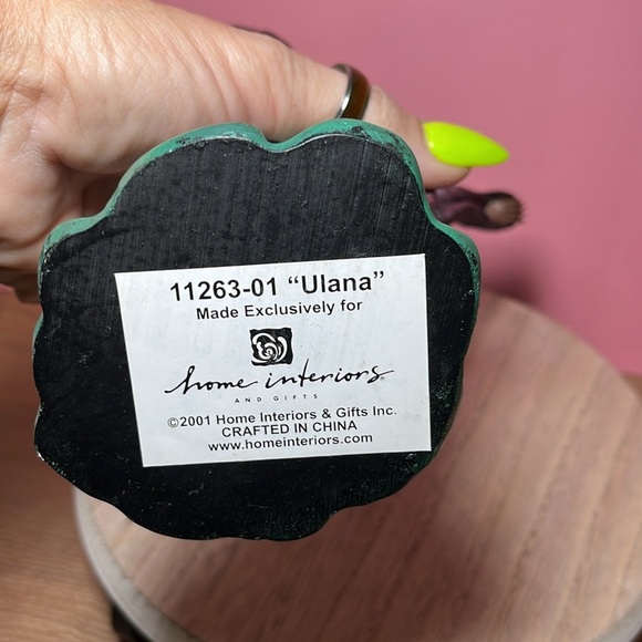 Home Interiors Imani Ulana Vintage African Woman Figurine #11263-01 Year 2001 - Picture 2 of 5